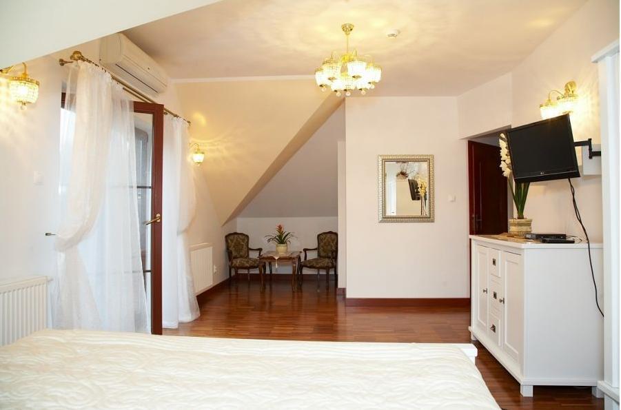 Zajazd Borowik Ostroleka  Quarto foto